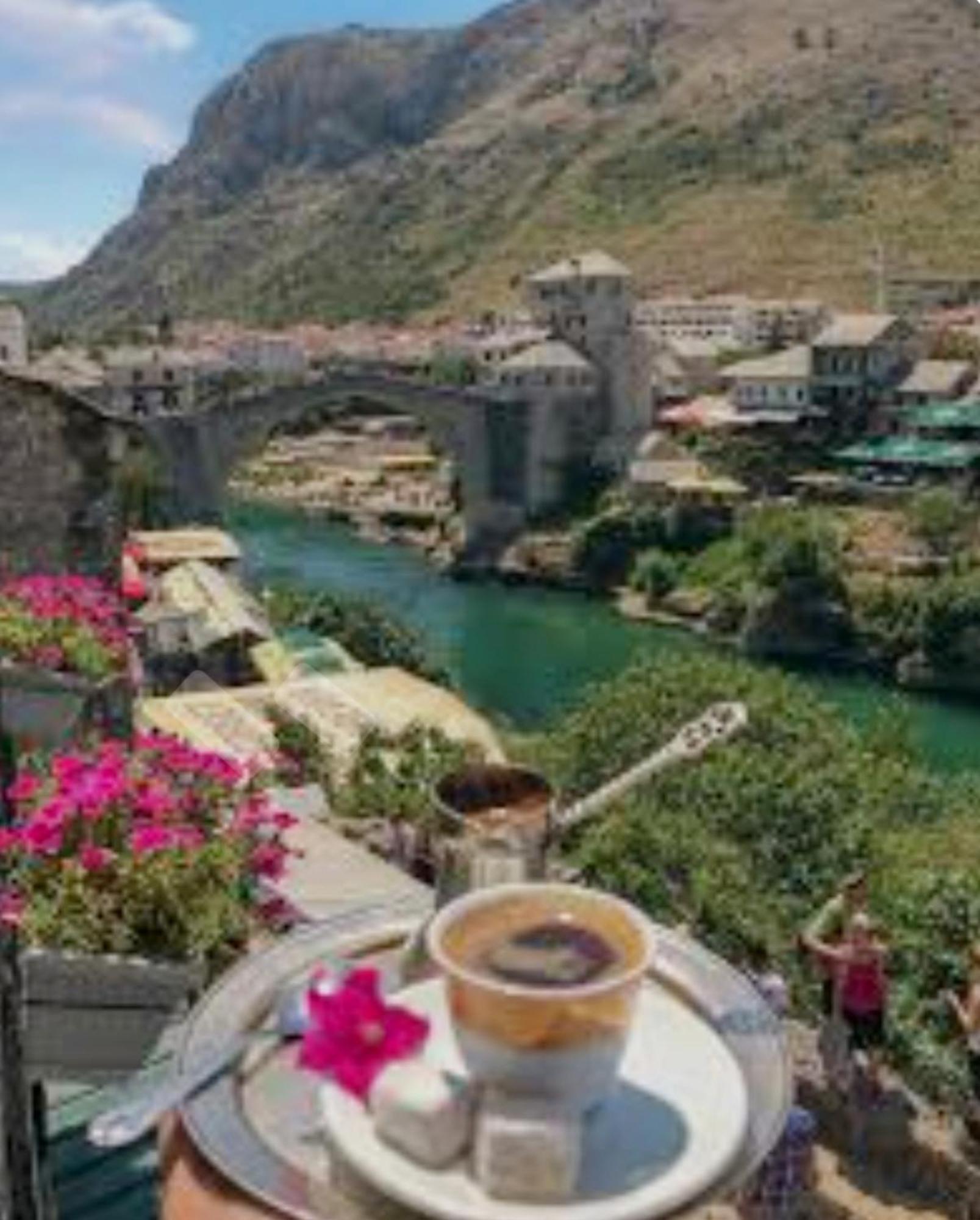 Zara Apartment With Terrace Near Old Town Mostar Eksteriør bilde