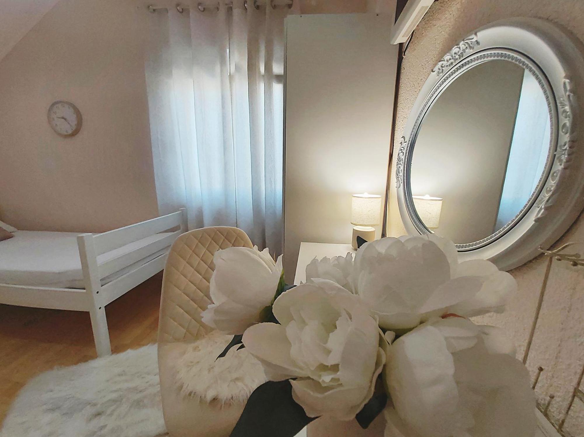 Zara Apartment With Terrace Near Old Town Mostar Eksteriør bilde