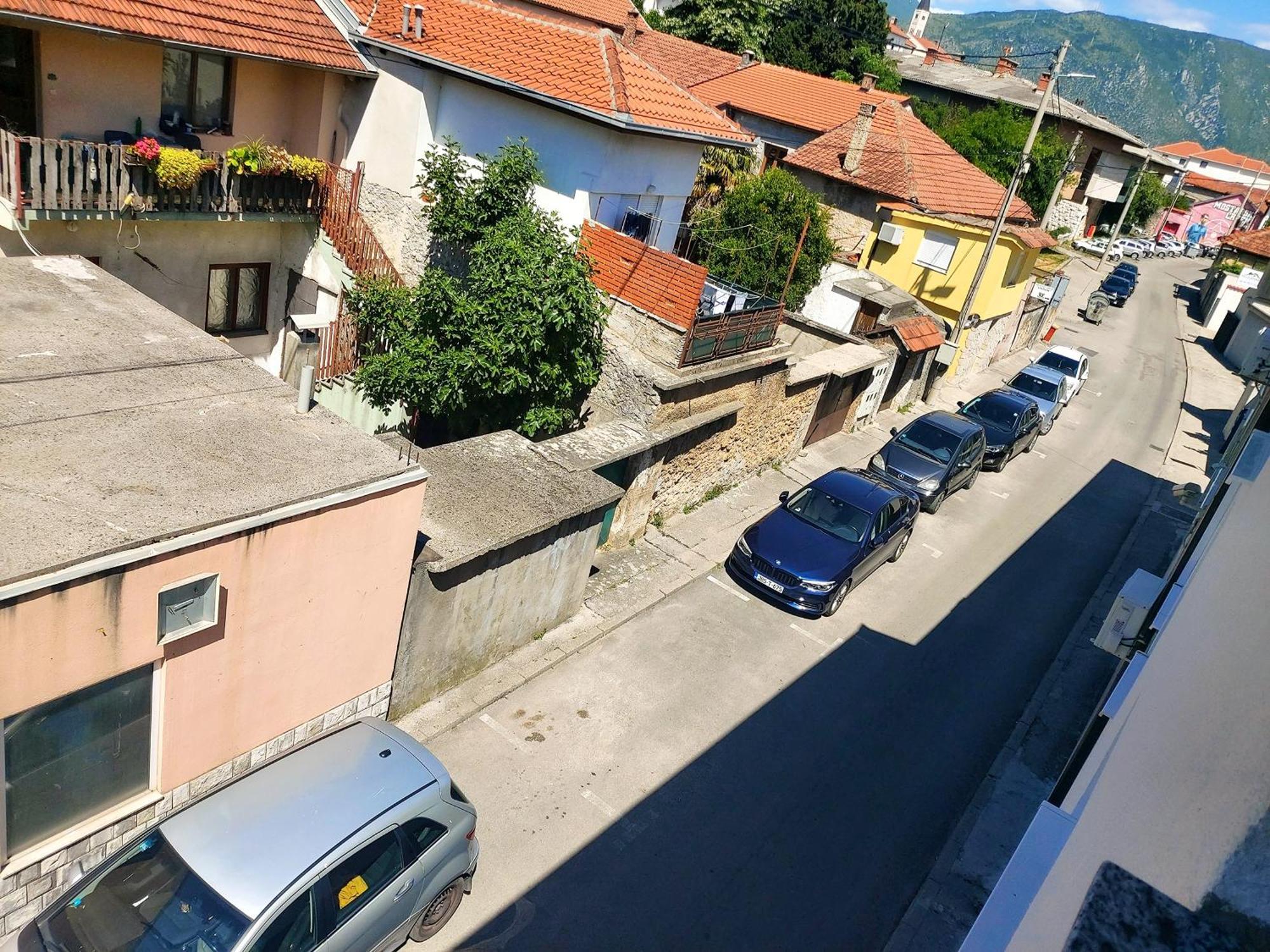 Zara Apartment With Terrace Near Old Town Mostar Eksteriør bilde